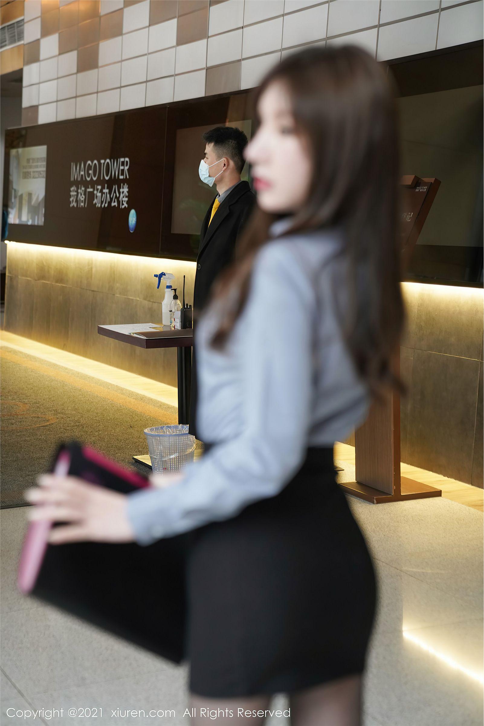[XIUREN秀人网] 2021.03.10 NO.3187 周于希Sandy 制服 黑丝_p006