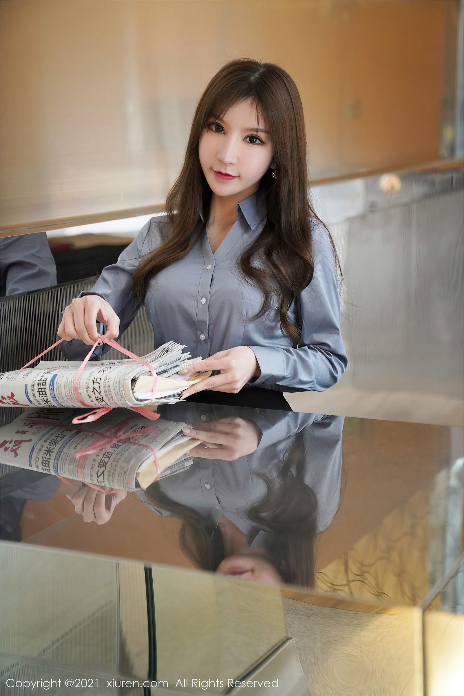 [XIUREN秀人网] 2021.03.10 NO.3187 周于希Sandy 制服 黑丝_p050