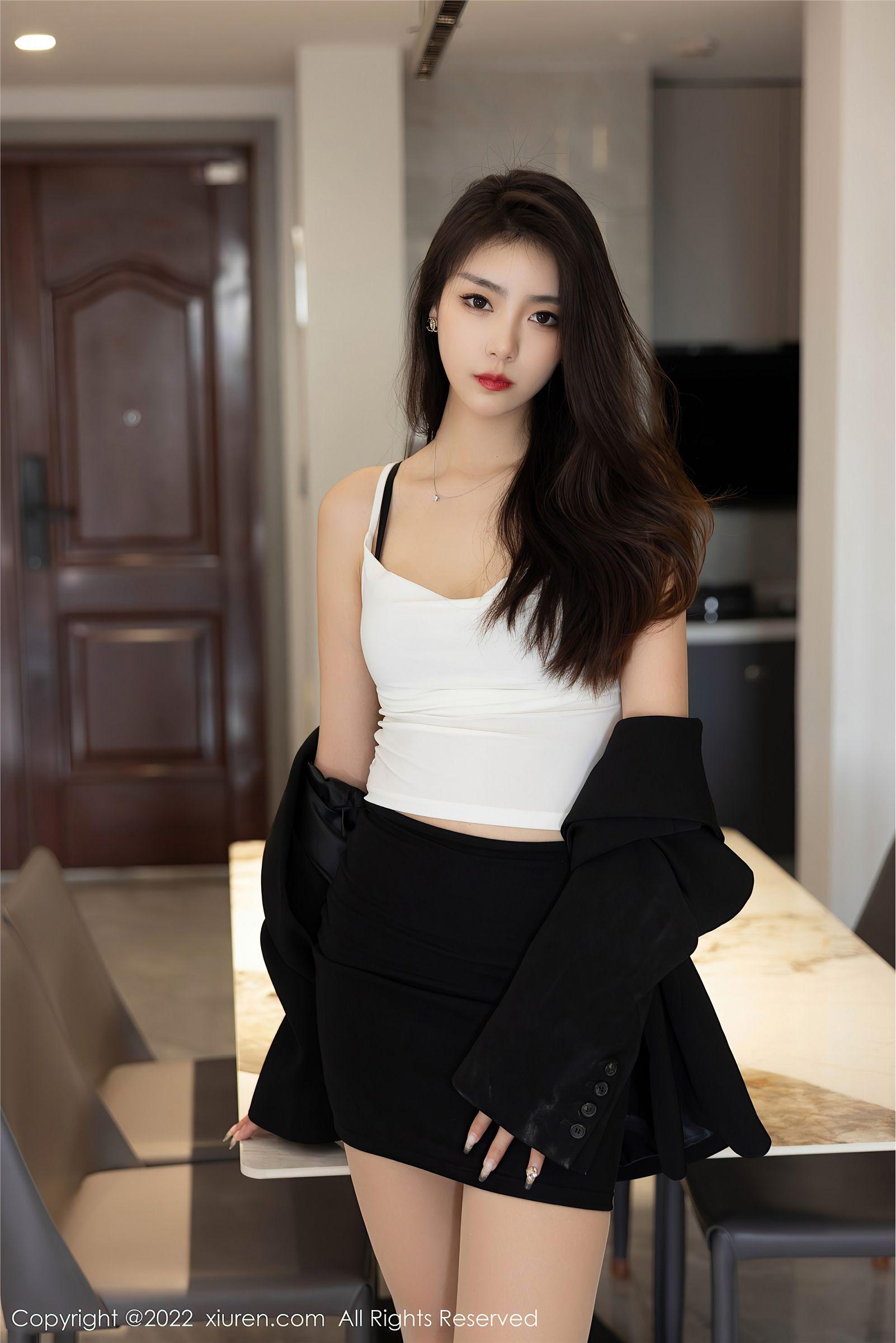 [XIUREN秀人网] 2022.09.01 NO.5530 可樂Vicky_p004
