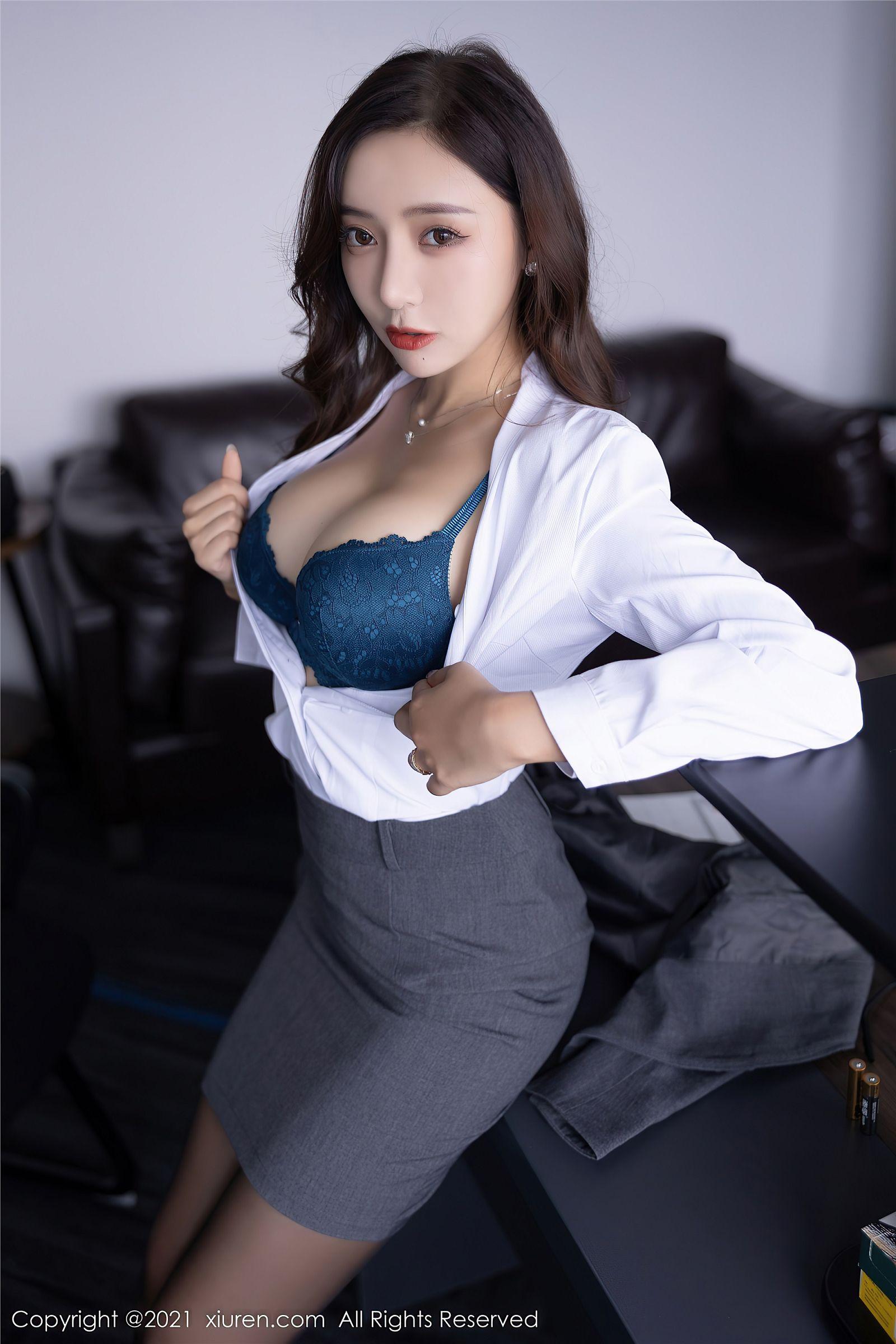 [XIUREN秀人网] 2021.12.06 NO.4304 王馨瑶yanni_p061