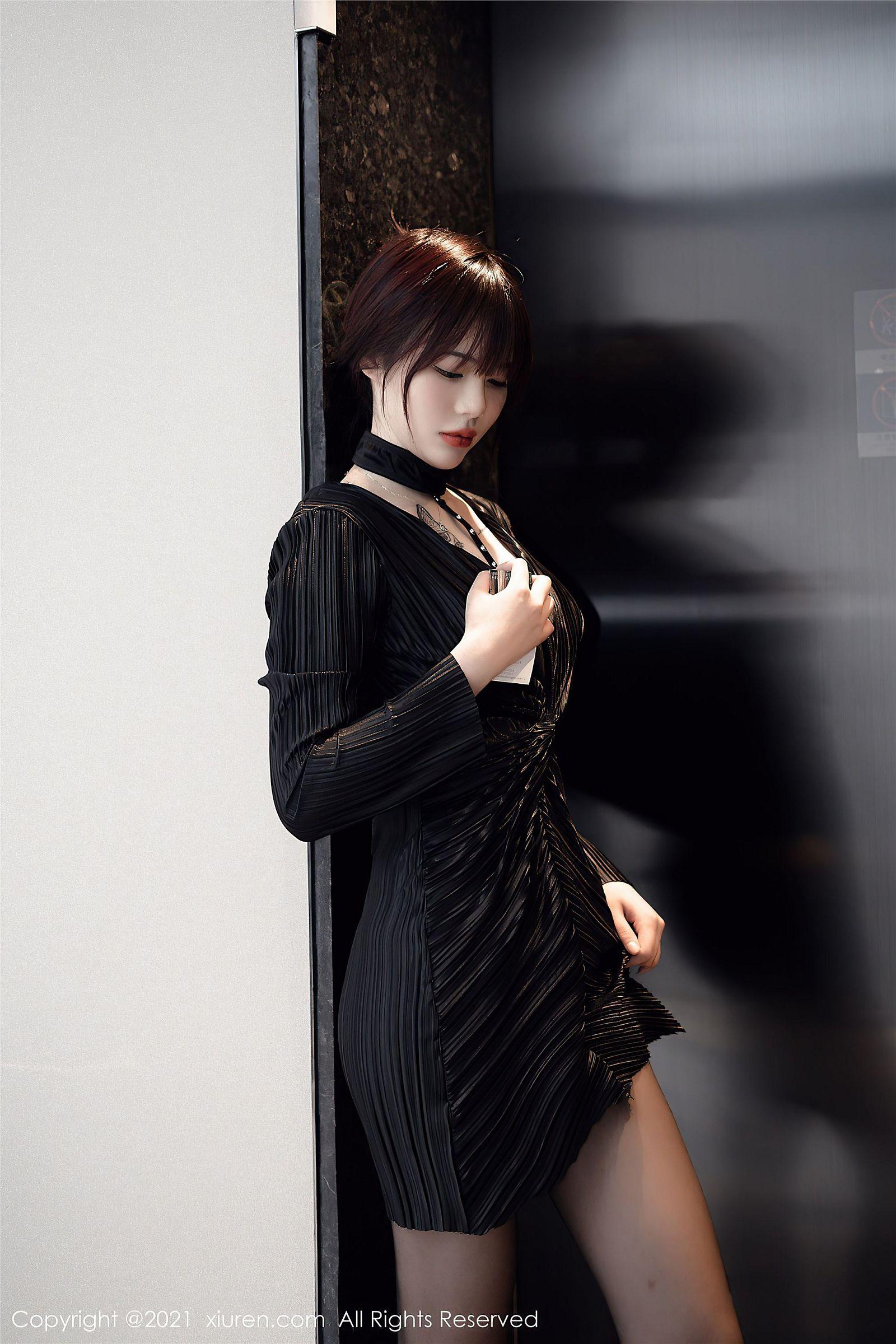 [XIUREN秀人网] 2021.10.19 NO.4080 Arude薇薇_p067