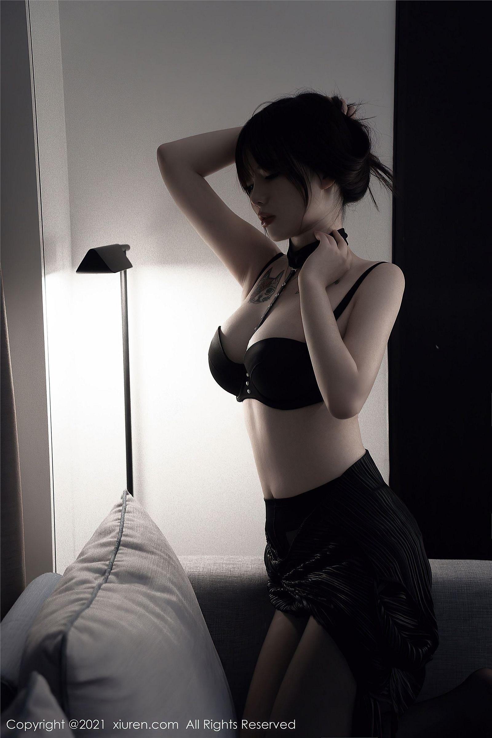 [XIUREN秀人网] 2021.10.19 NO.4080 Arude薇薇_p068