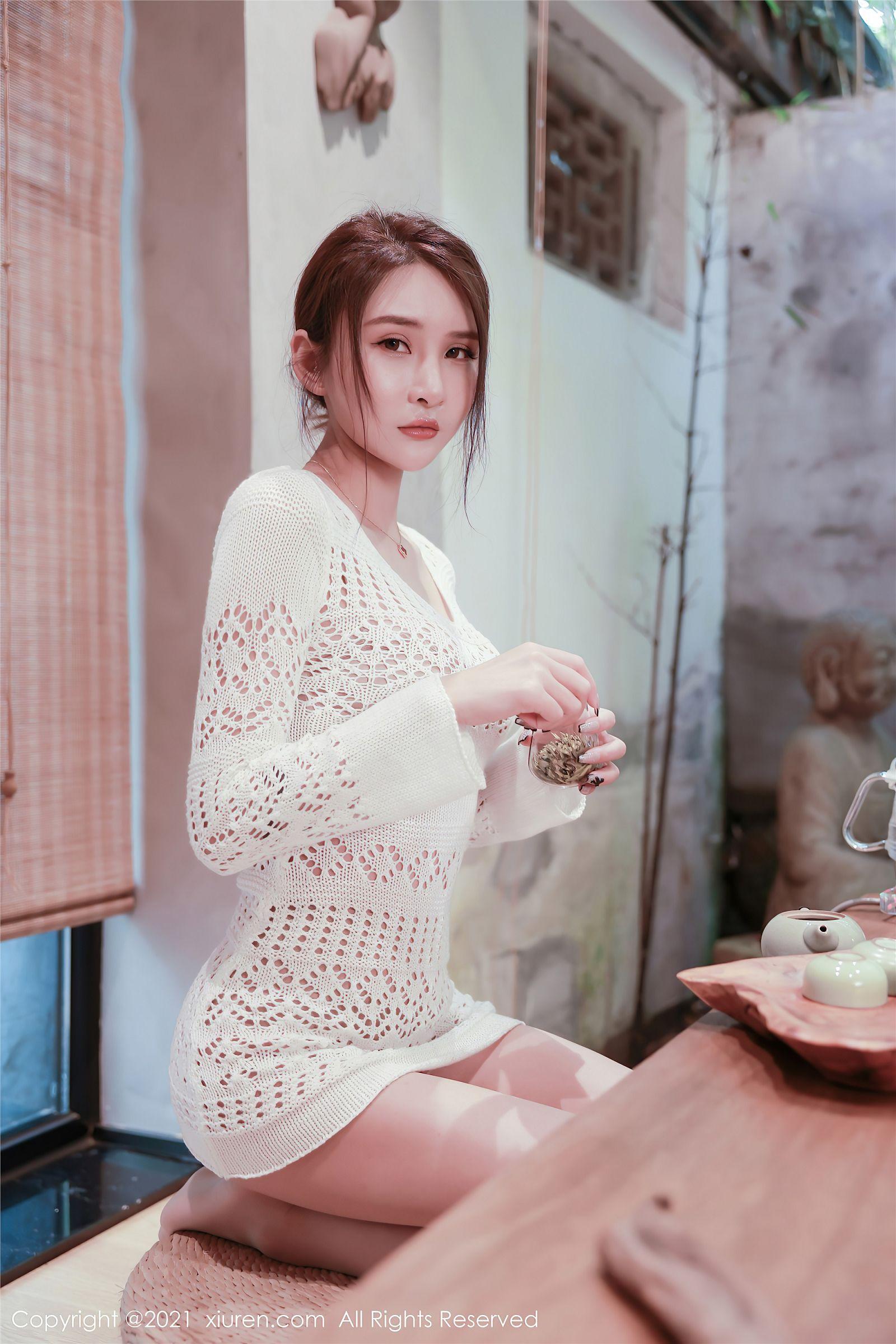 [XIUREN秀人网] 2021.06.10 NO.3530 Emily尹菲_p016