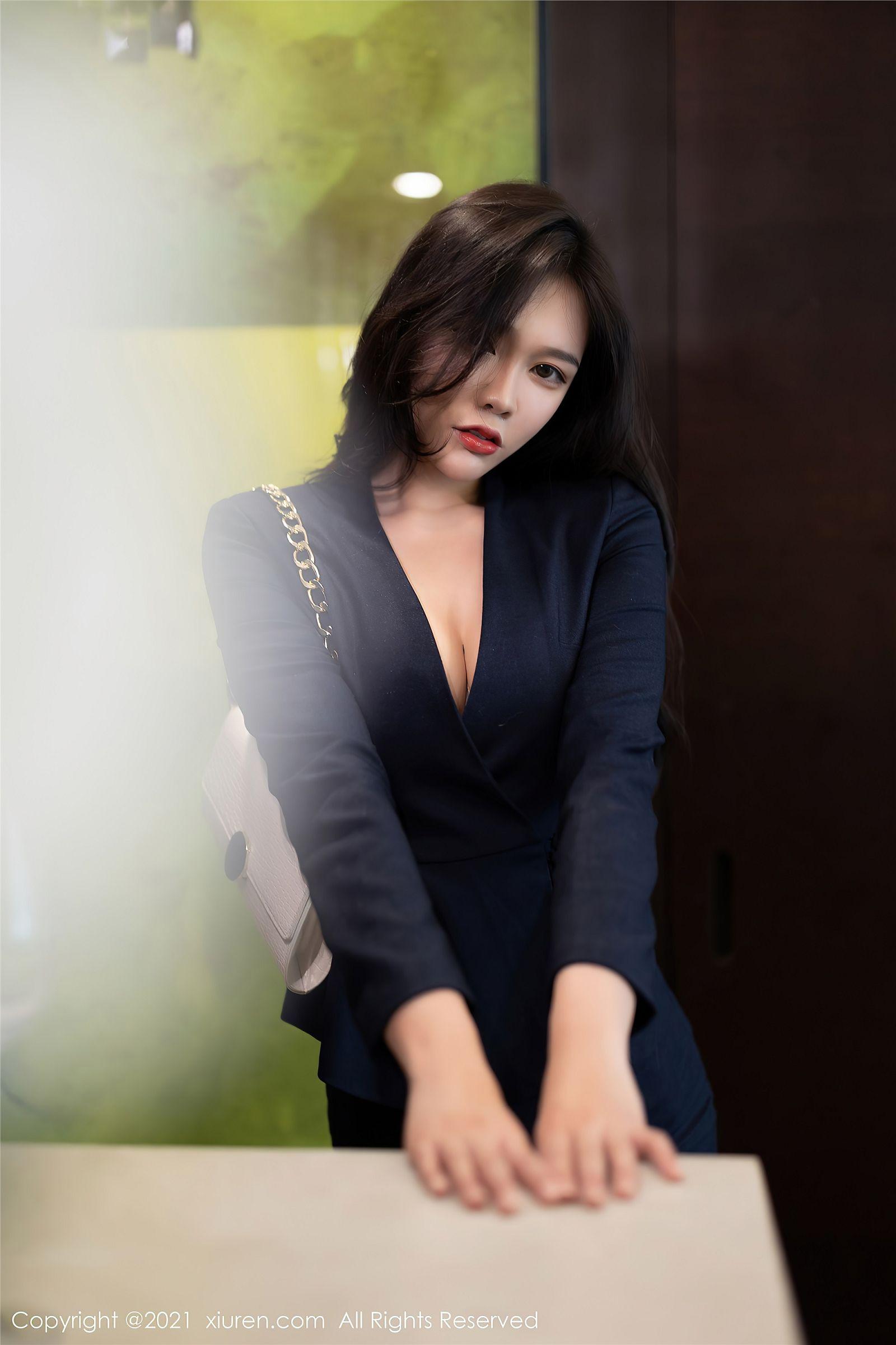 [XIUREN秀人网] 2021.07.22 NO.3703 娜比_p044