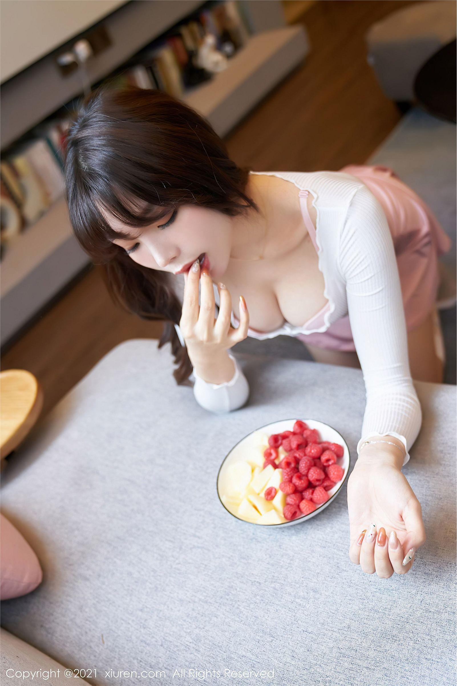 [XIUREN秀人网] 2021.04.25 NO.3344 芝芝Booty_p002