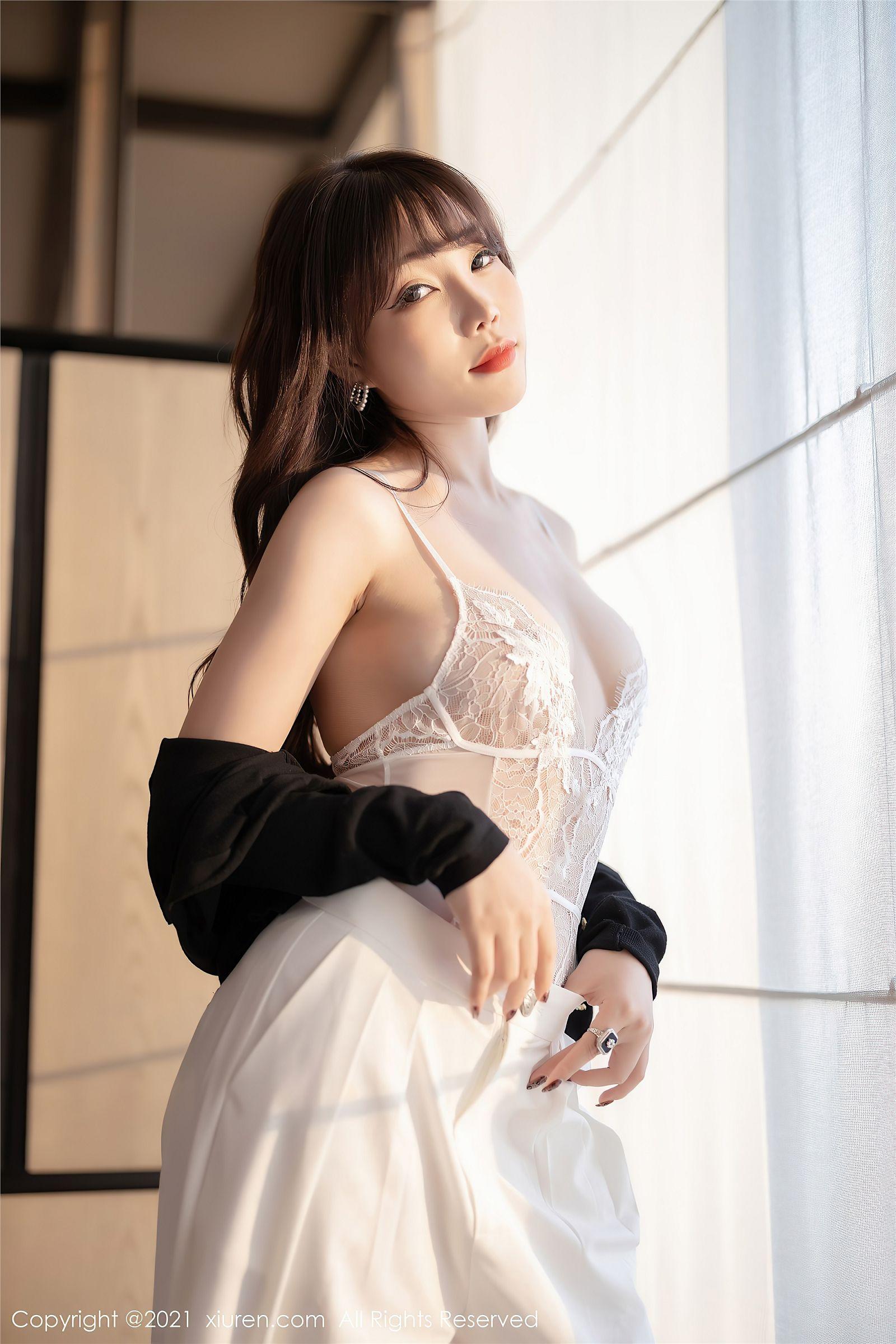 [XIUREN秀人网] 2021.04.29 NO.3367 芝芝Booty_p034