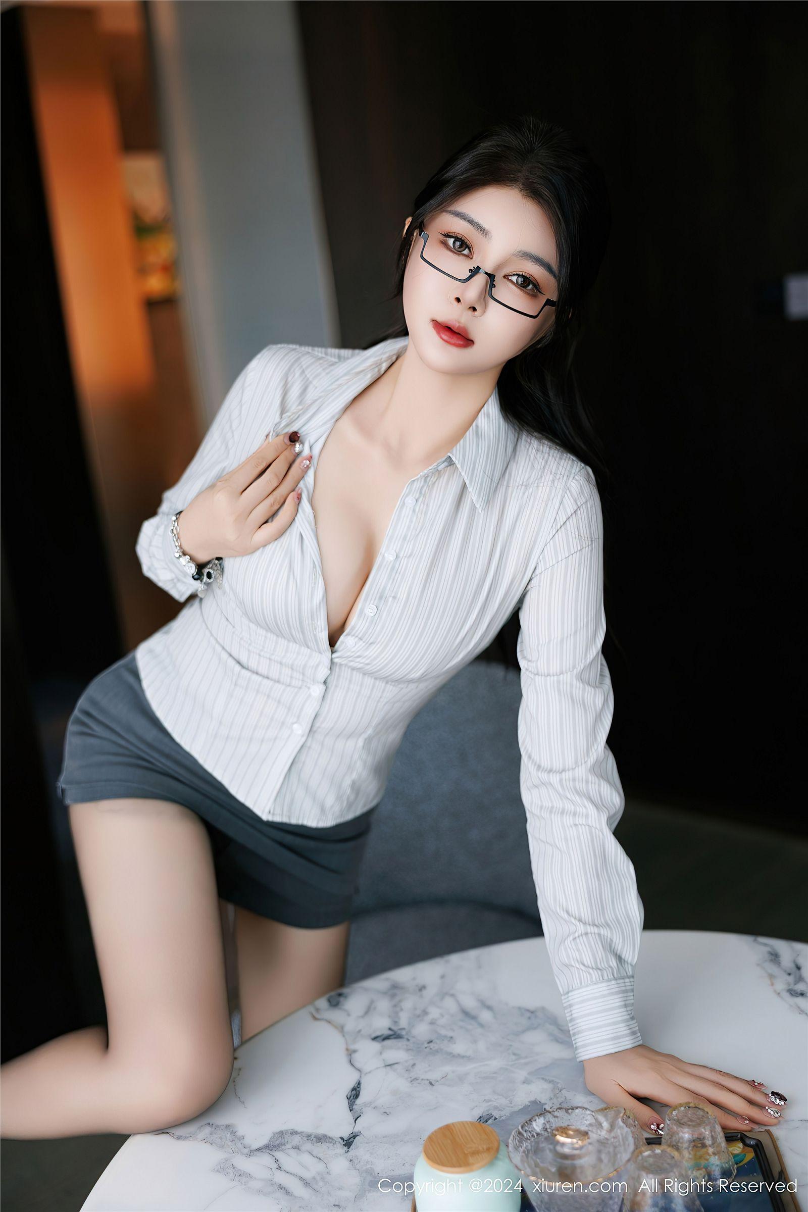 [XIUREN秀人网] 2024.12.17 NO.9611 凯竹Quinn_p013