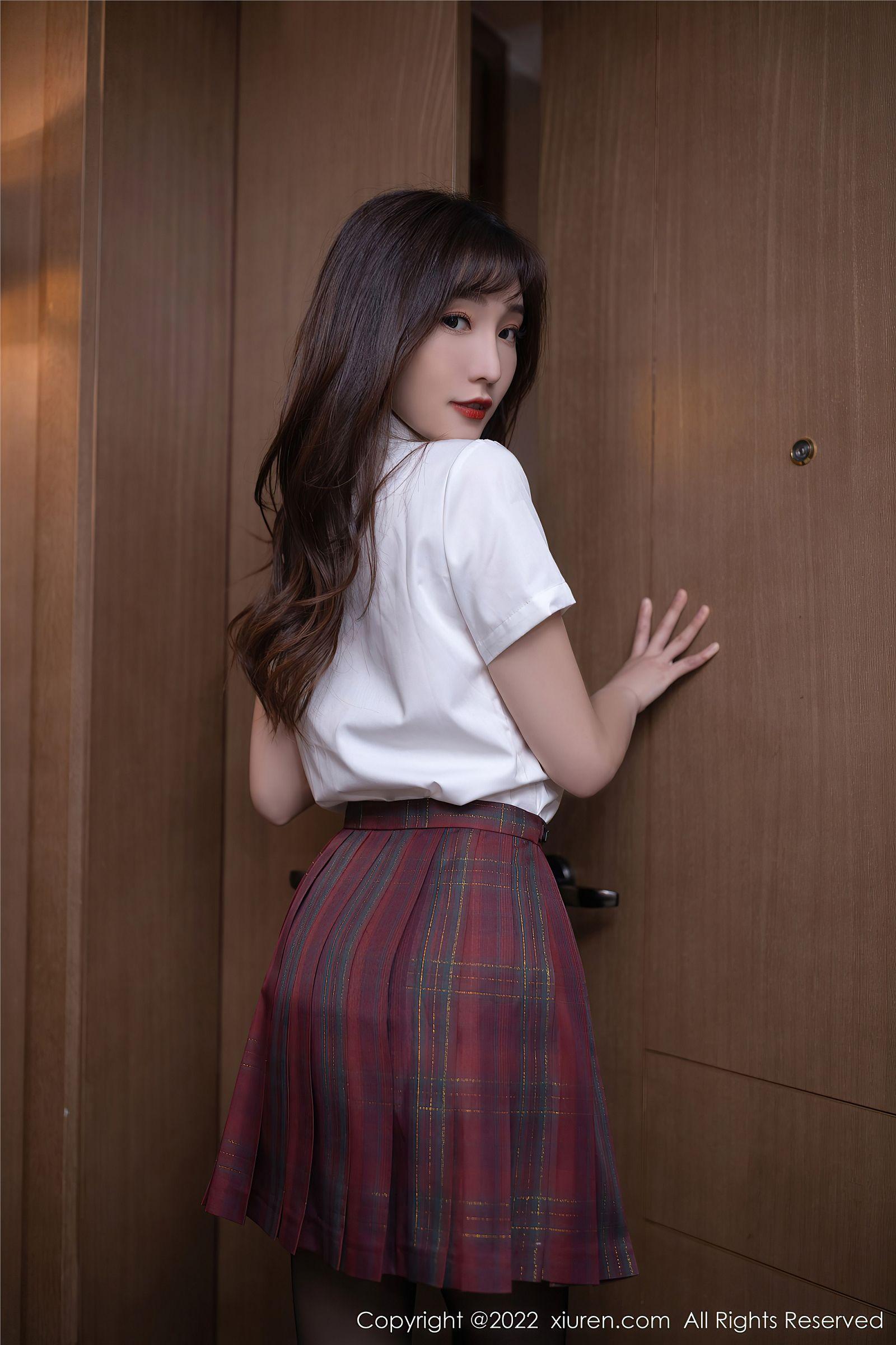 [XIUREN秀人网] 2022.06.16 NO.5154 陆萱萱_p012