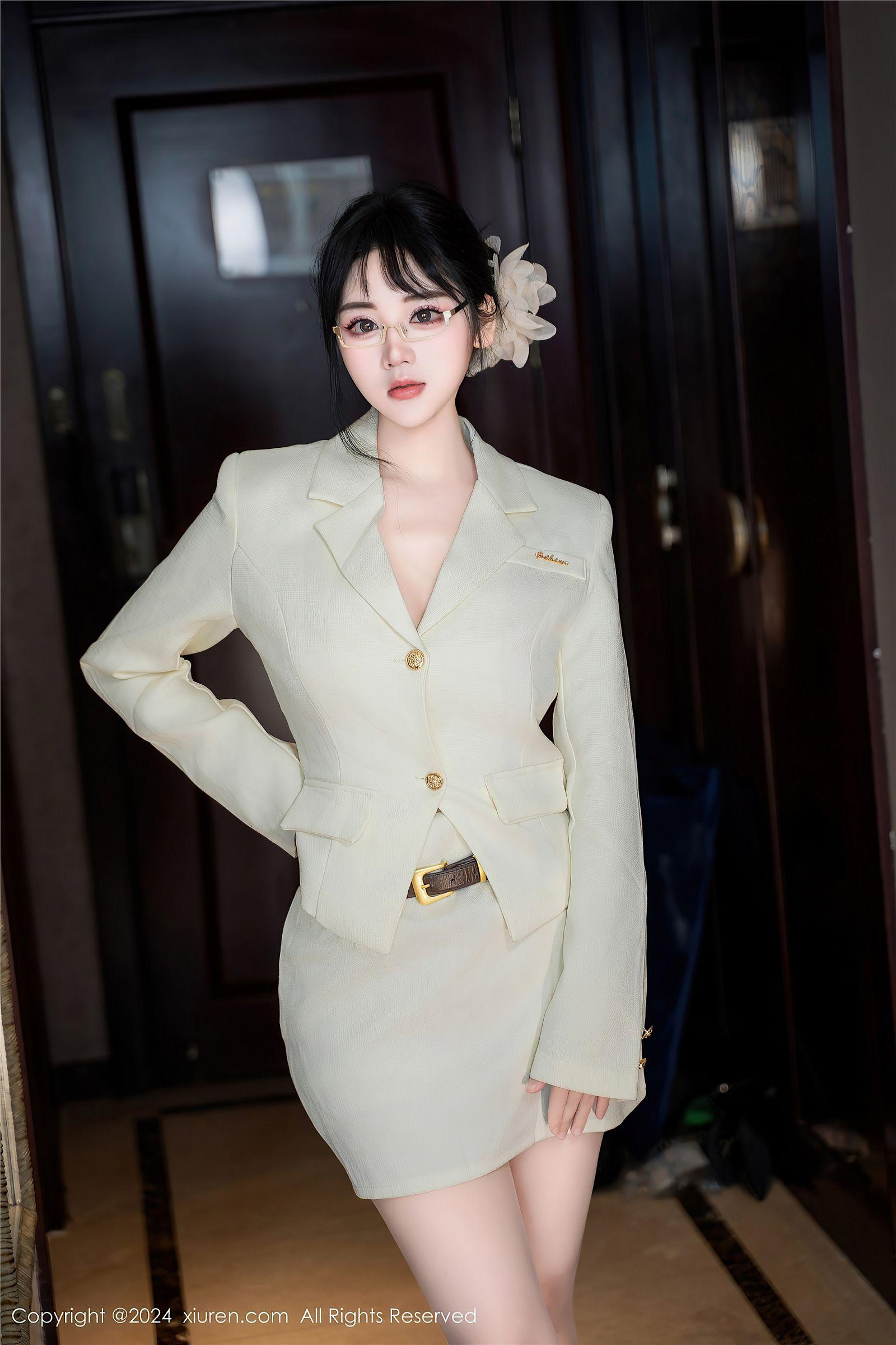 [XIUREN秀人网] 2024.06.18 NO.8717 汐汐爱吃草莓_p012