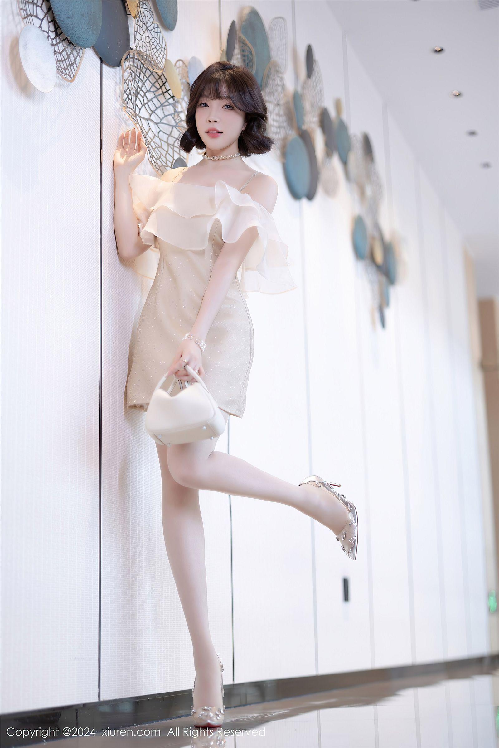 [XIUREN秀人网] 2024.07.25 NO.8917 徐莉芝Booty_p034