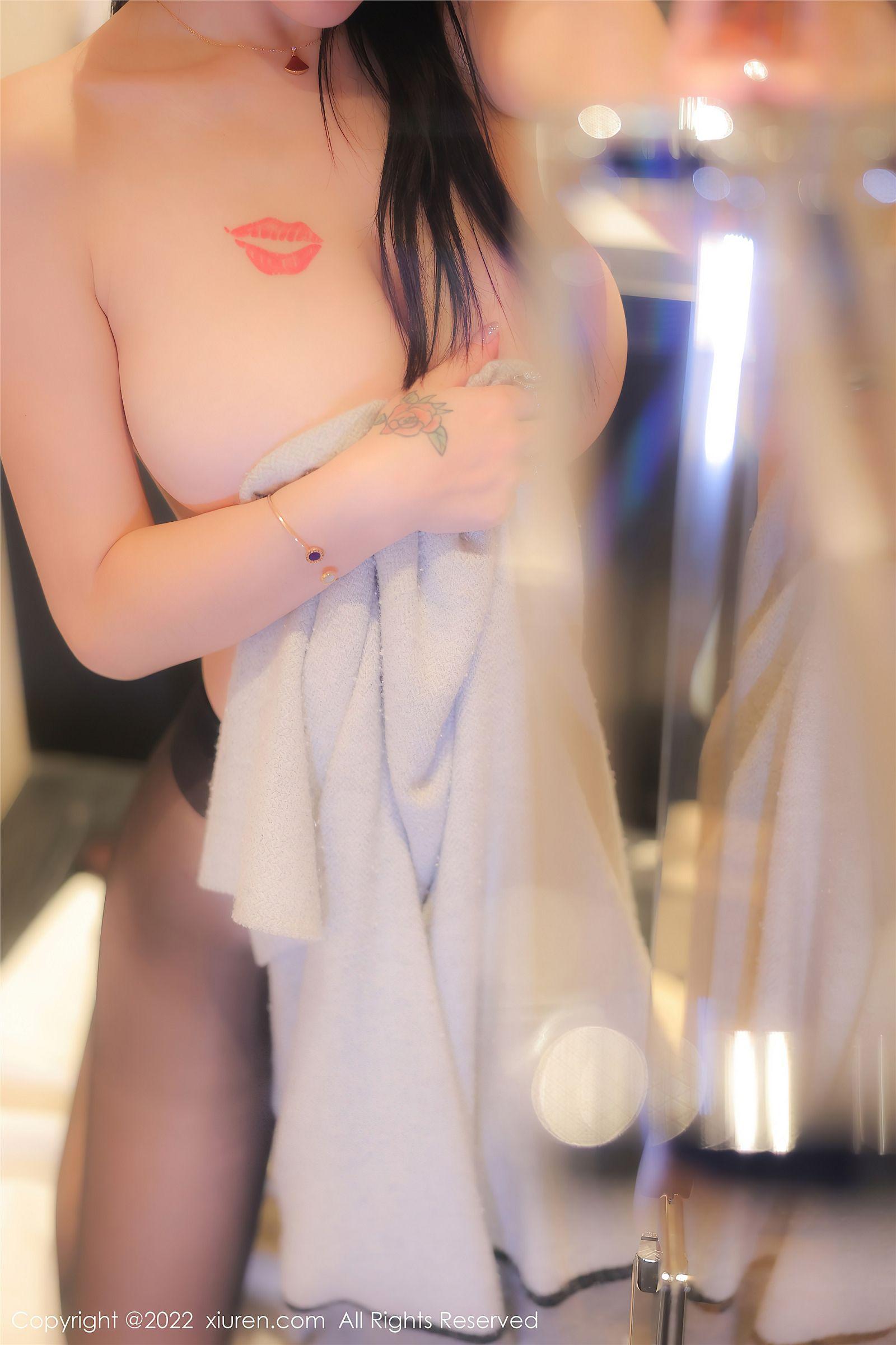 [XIUREN秀人网] 2022.08.12 NO.5426 美七Mia_p004