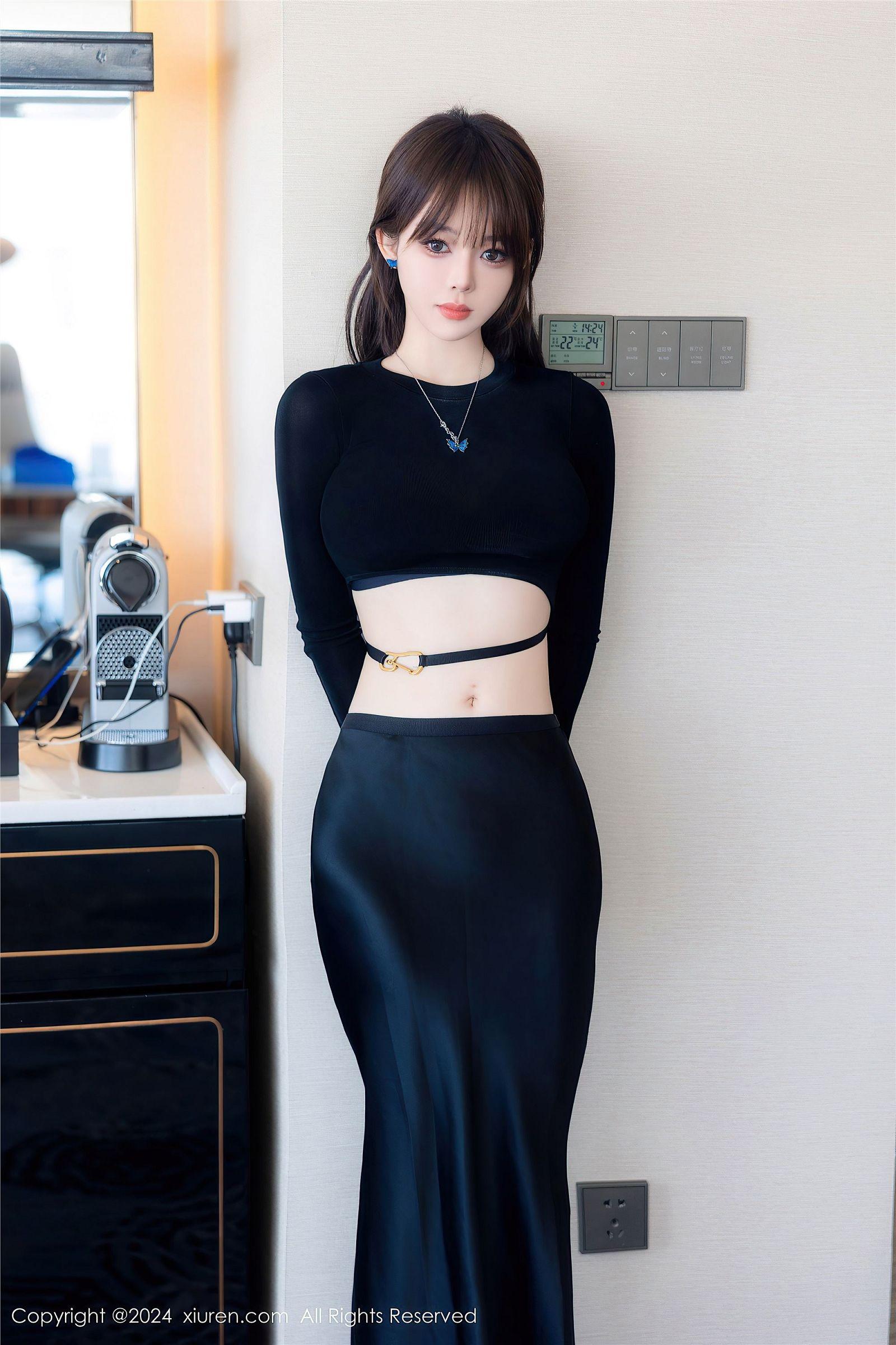 [XIUREN秀人网] 2024.06.06 NO.8661 奶瓶_p001