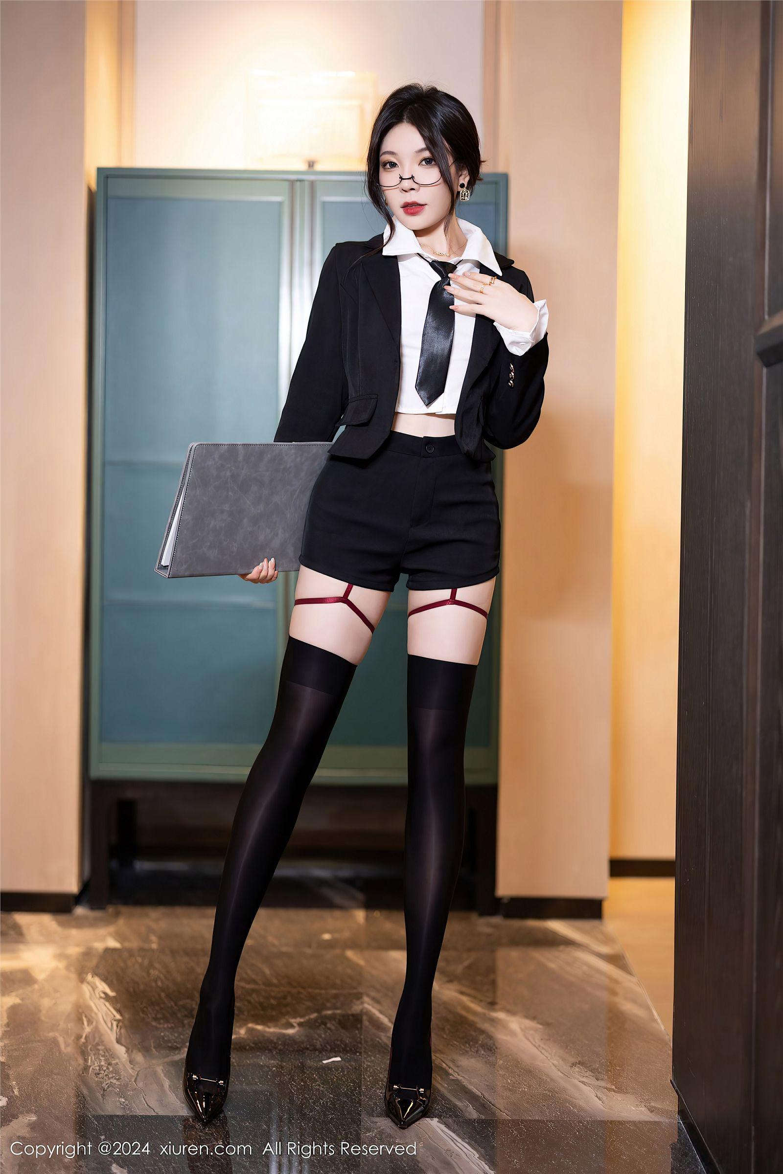 [XIUREN秀人网] 2024.04.23 NO.8440 徐莉芝Booty_p001