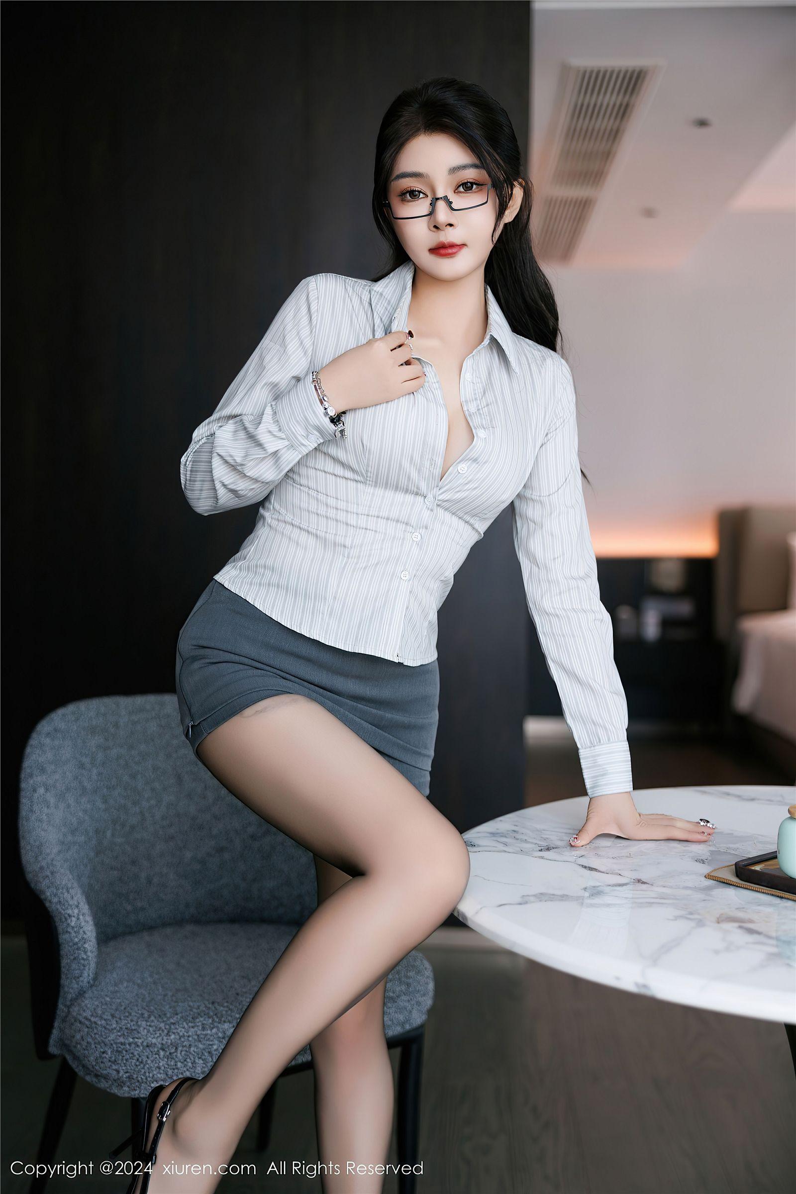[XIUREN秀人网] 2024.12.17 NO.9611 凯竹Quinn_p009