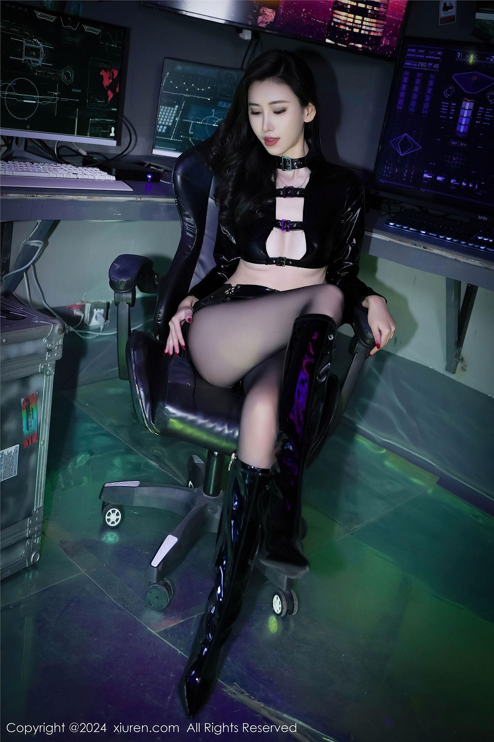 [XIUREN秀人网] 2024.03.13 NO.8219 章芃芃_p006