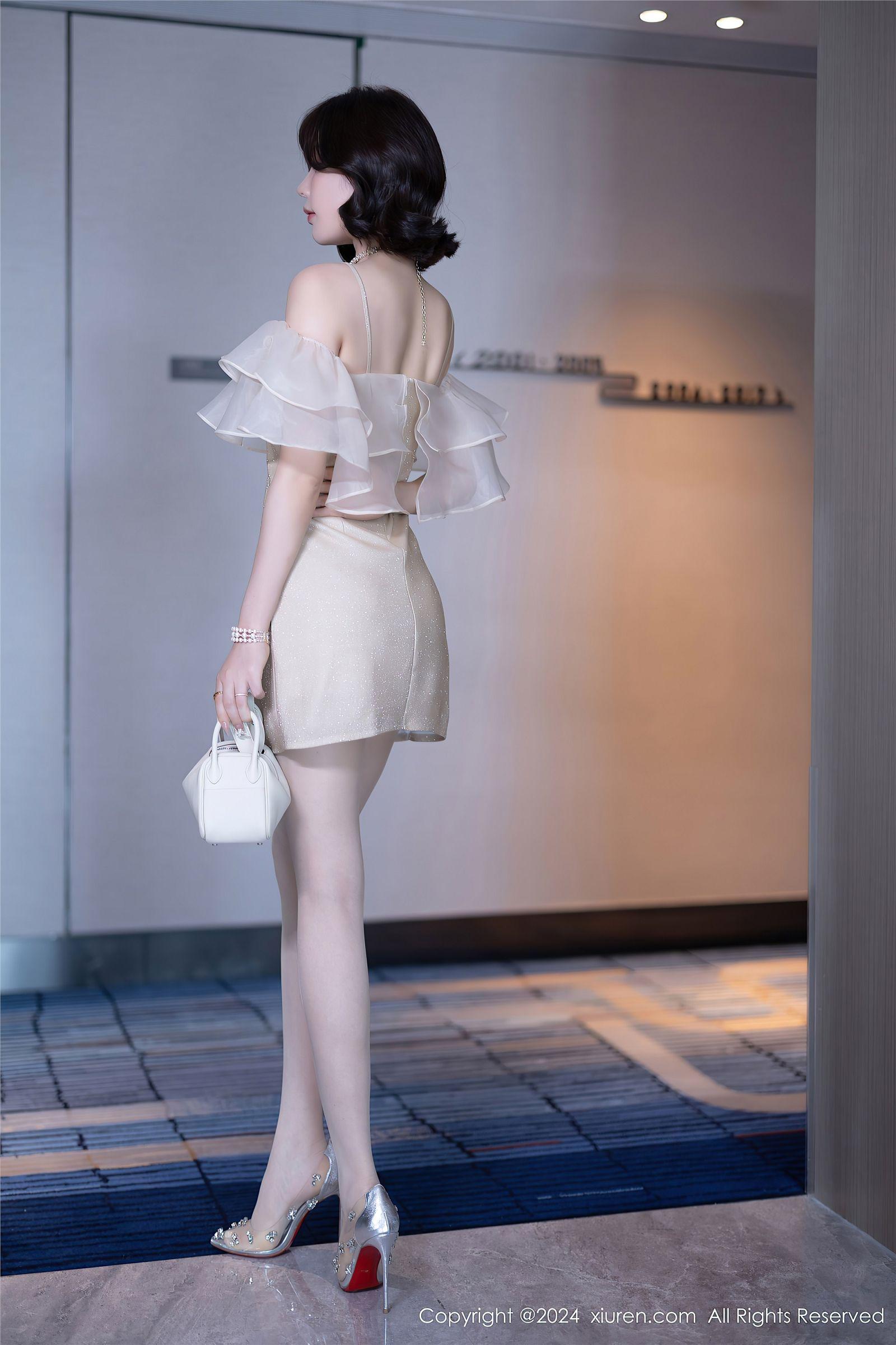 [XIUREN秀人网] 2024.07.25 NO.8917 徐莉芝Booty_p005