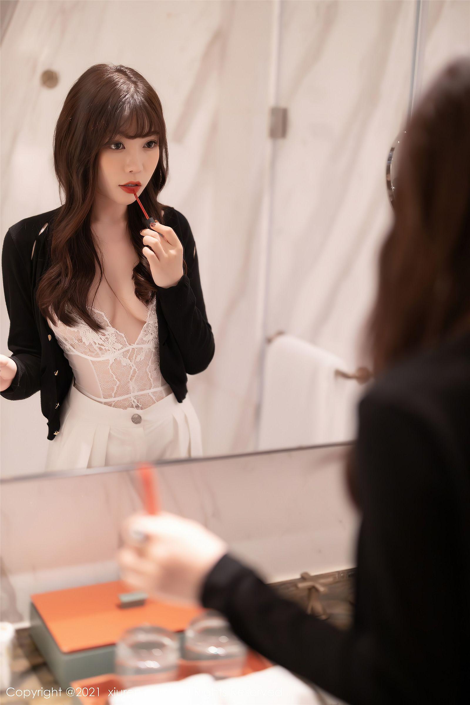 [XIUREN秀人网] 2021.04.29 NO.3367 芝芝Booty_p001