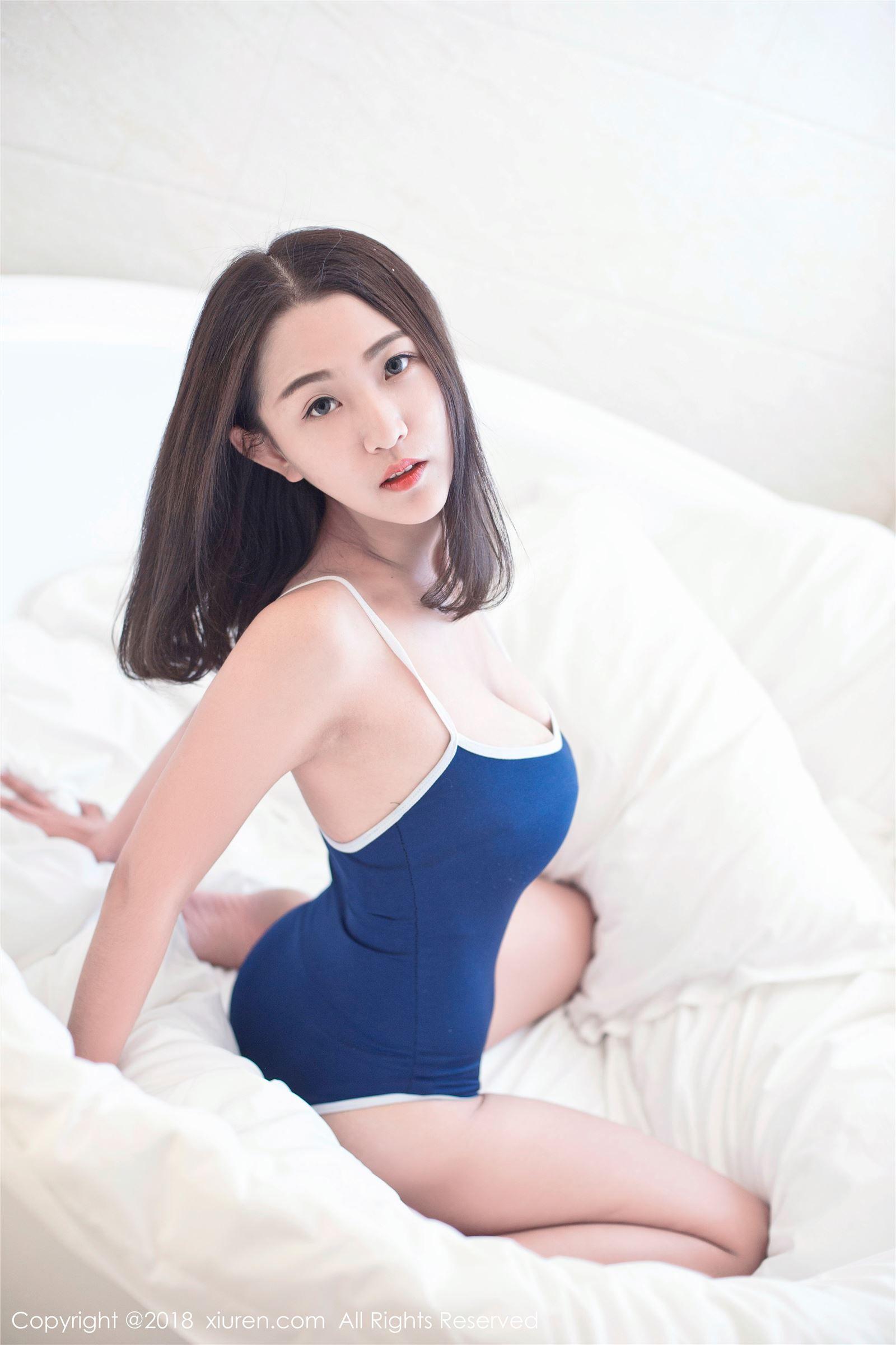 [秀人XIUREN] 2018.03.27 NO.964 七月Julie_p021