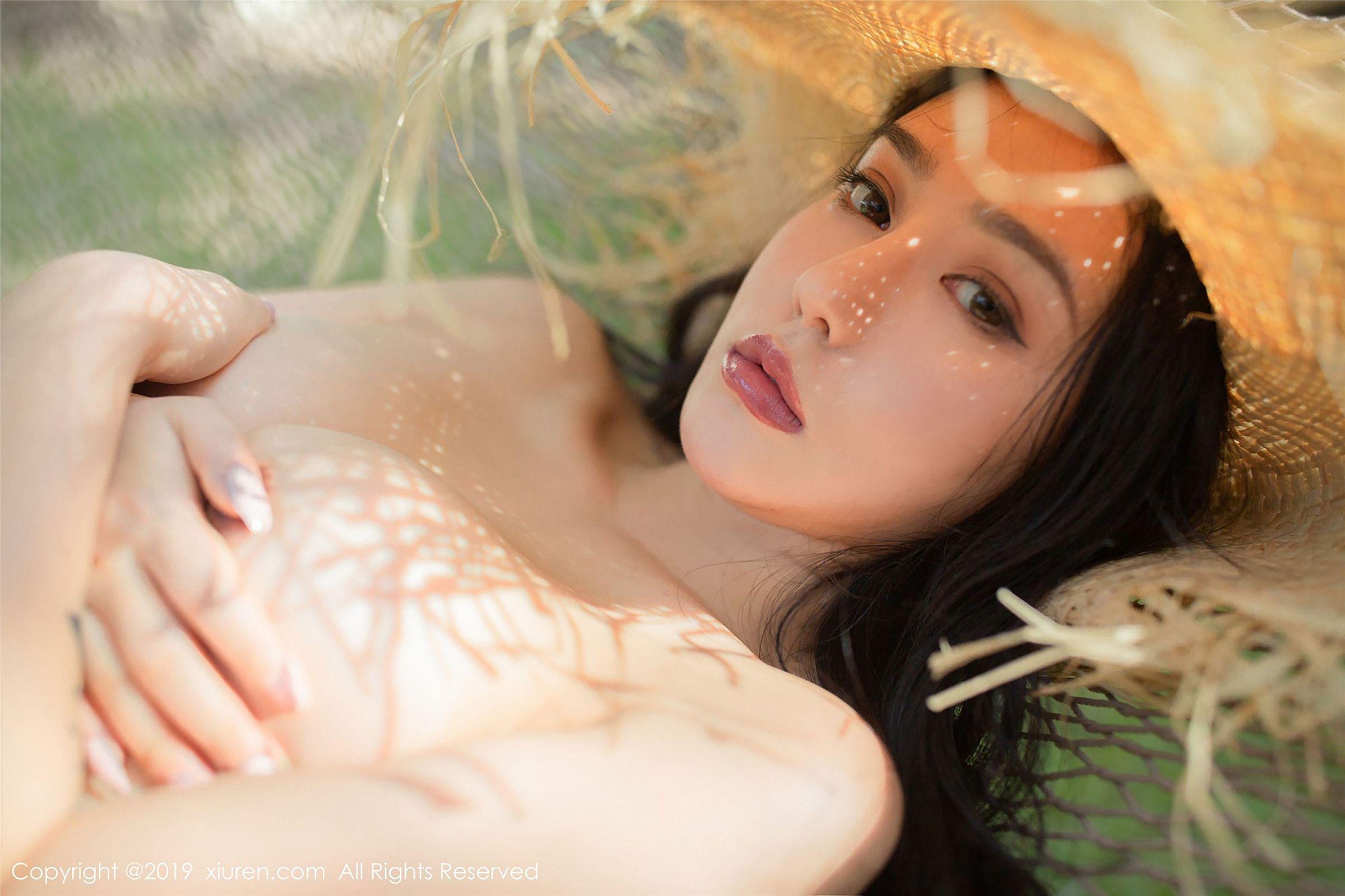[秀人XIUREN] 2019.01.30 No.1326 Manuela玛鲁娜_p045