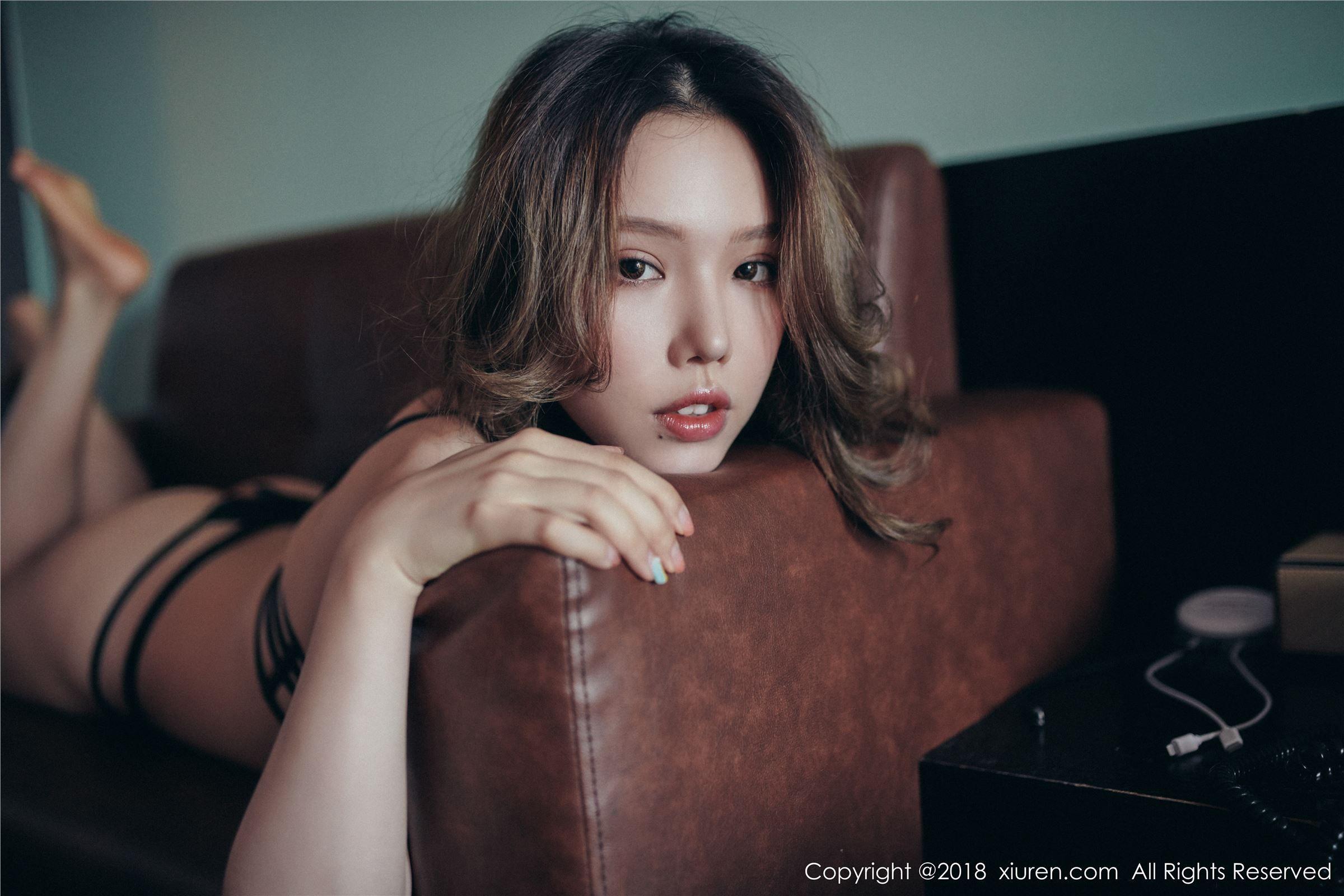 [秀人XIUREN] 2018.10.17 NO.1195 黄楽然_p031