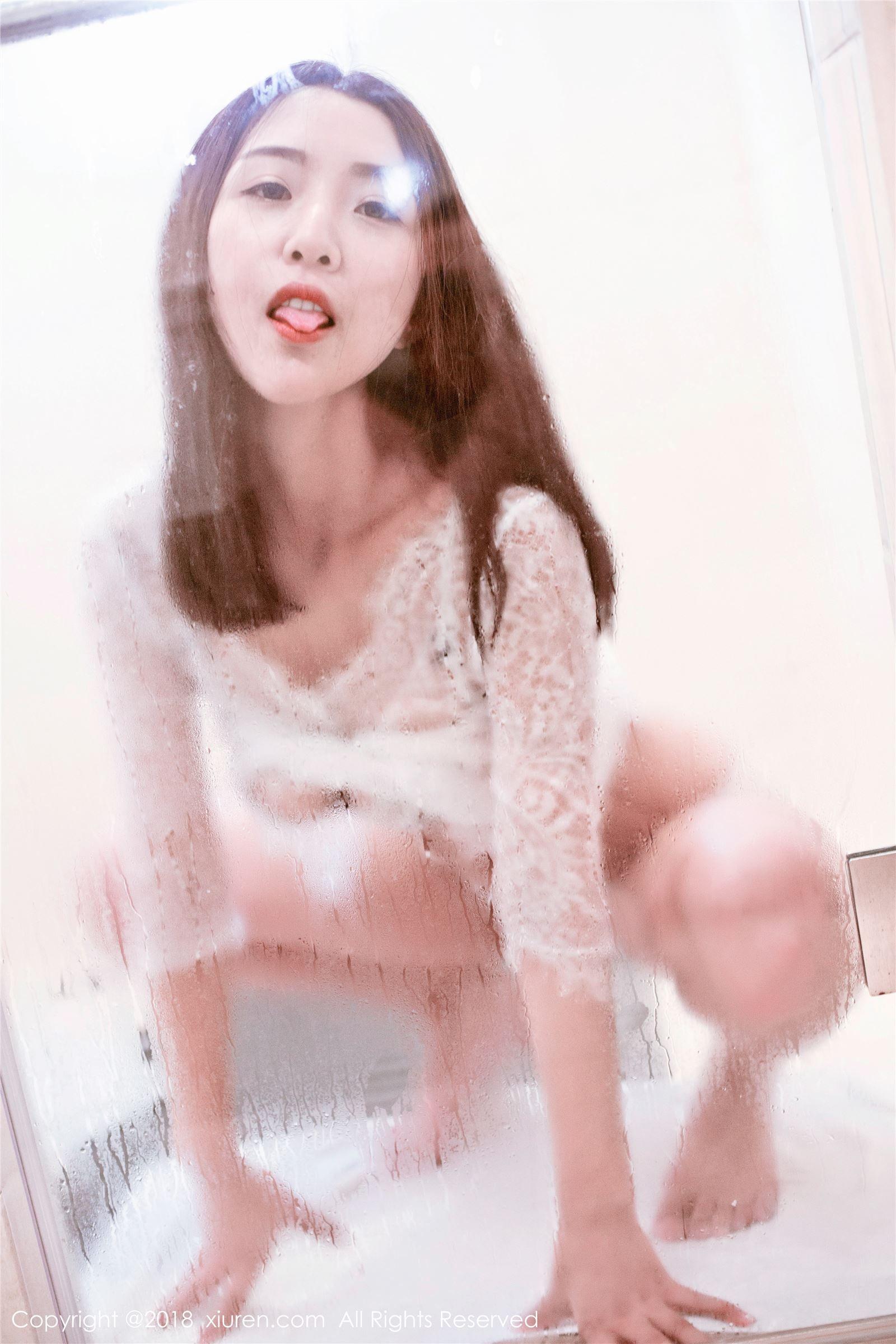 [秀人XIUREN] 2018.03.27 NO.964 七月Julie_p014