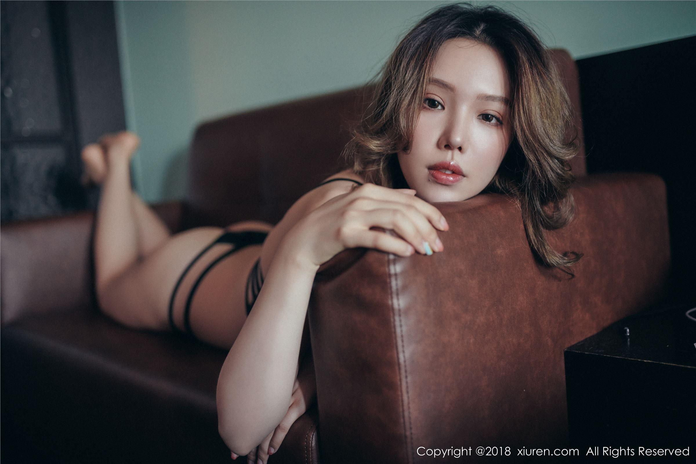[秀人XIUREN] 2018.10.17 NO.1195 黄楽然_p032