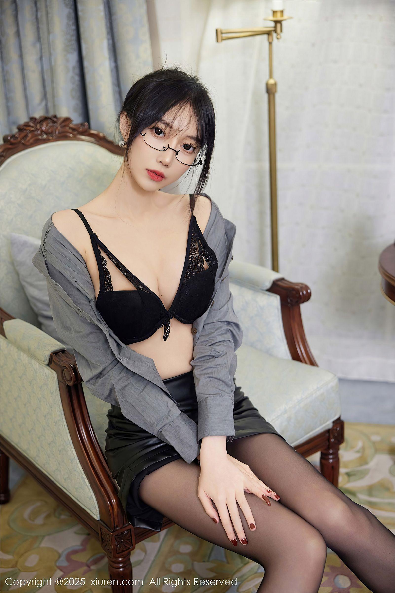 [XIUREN秀人网] 2025.03.19 NO.10043 玥儿玥er_p034