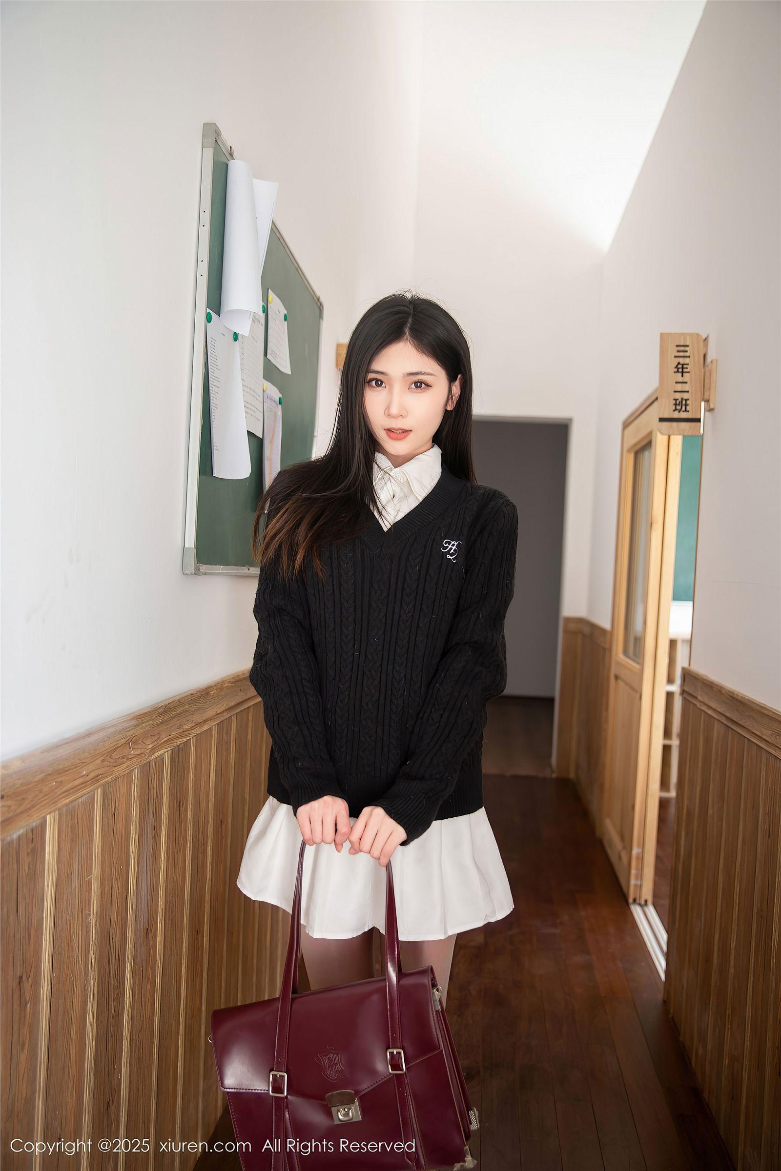 [XIUREN秀人网] 2025.03.27 NO.10078 刘婷婷_p001