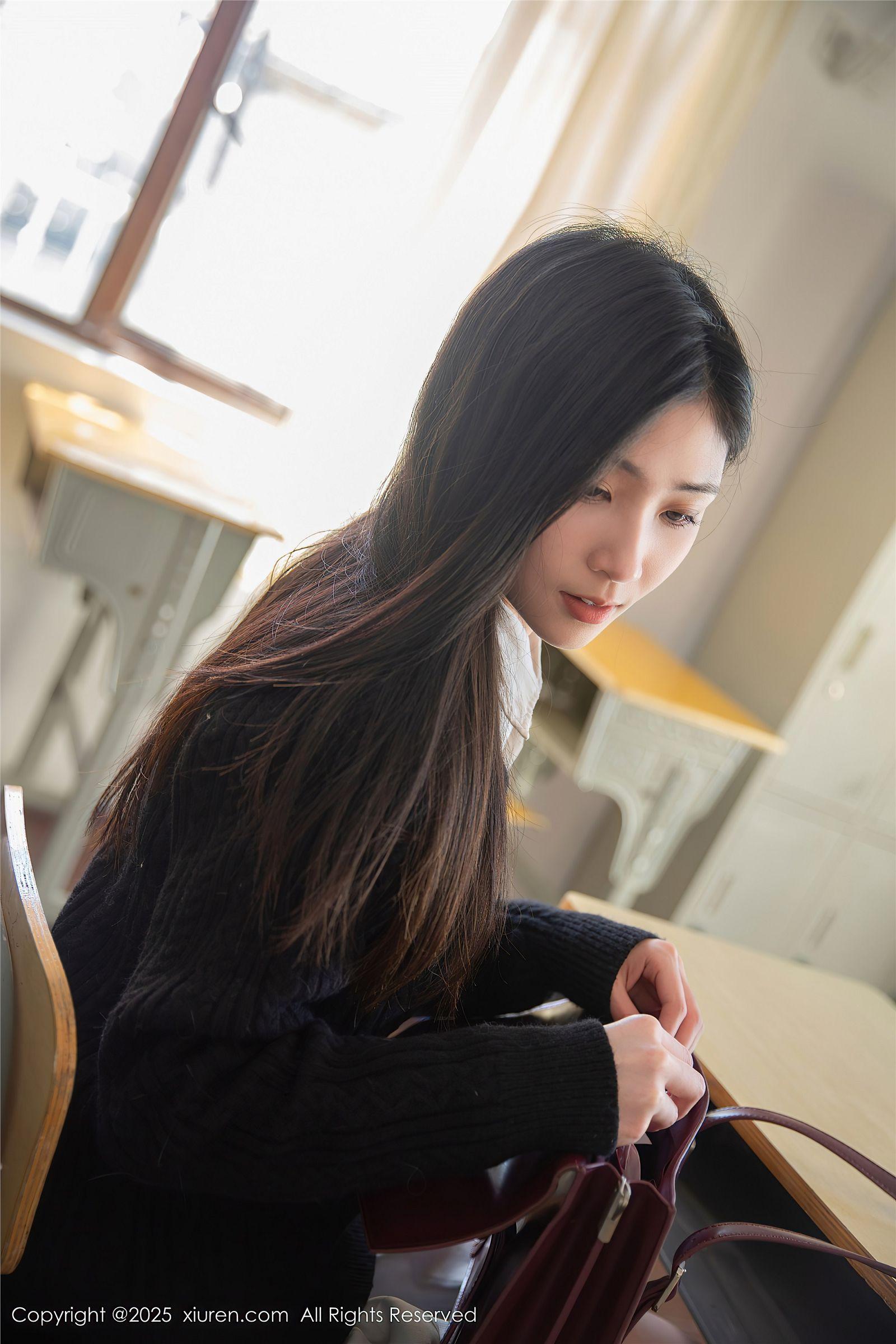 [XIUREN秀人网] 2025.03.27 NO.10078 刘婷婷_p010