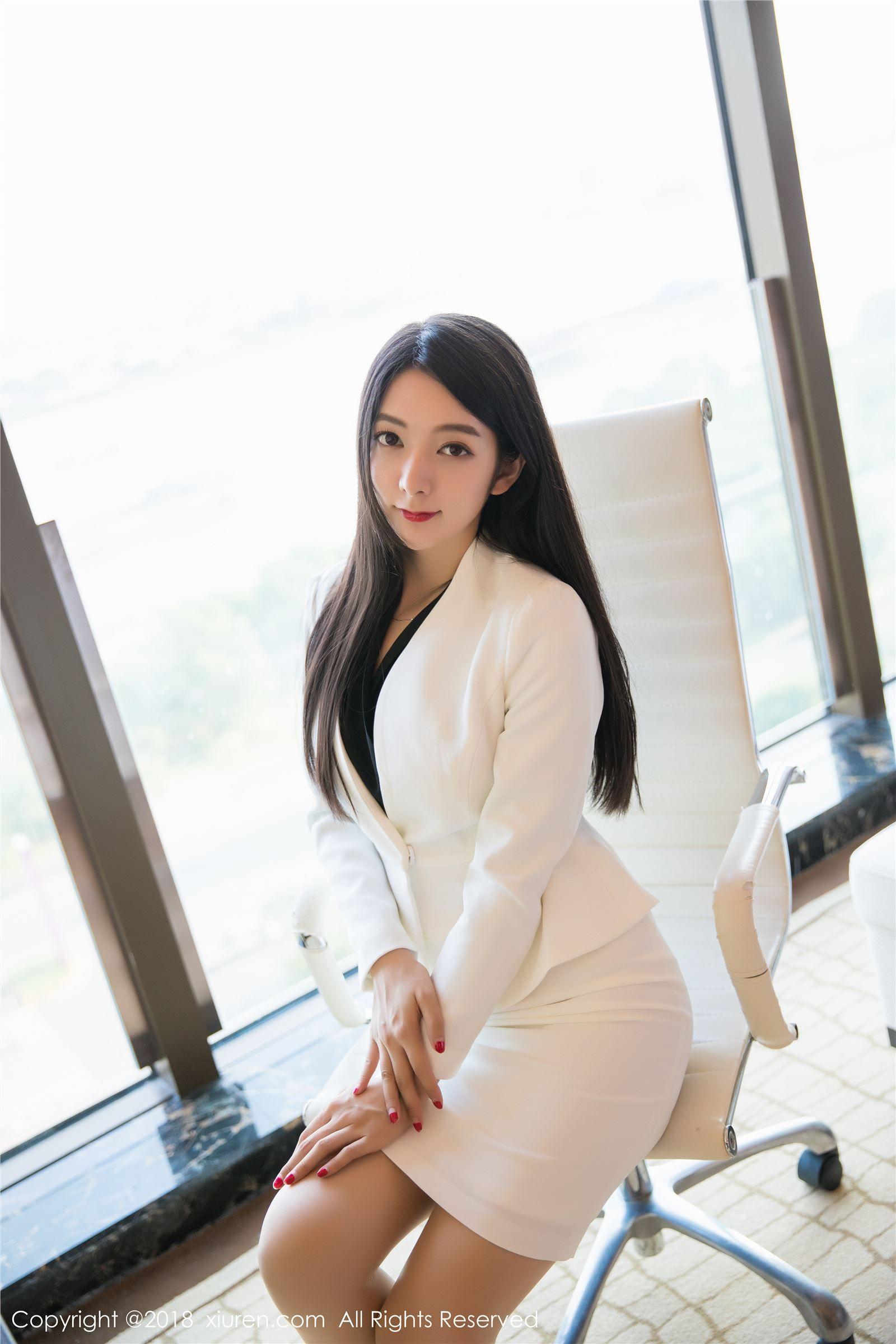 [秀人XIUREN] 2018.10.26 NO.1209 Angela小热巴_p008