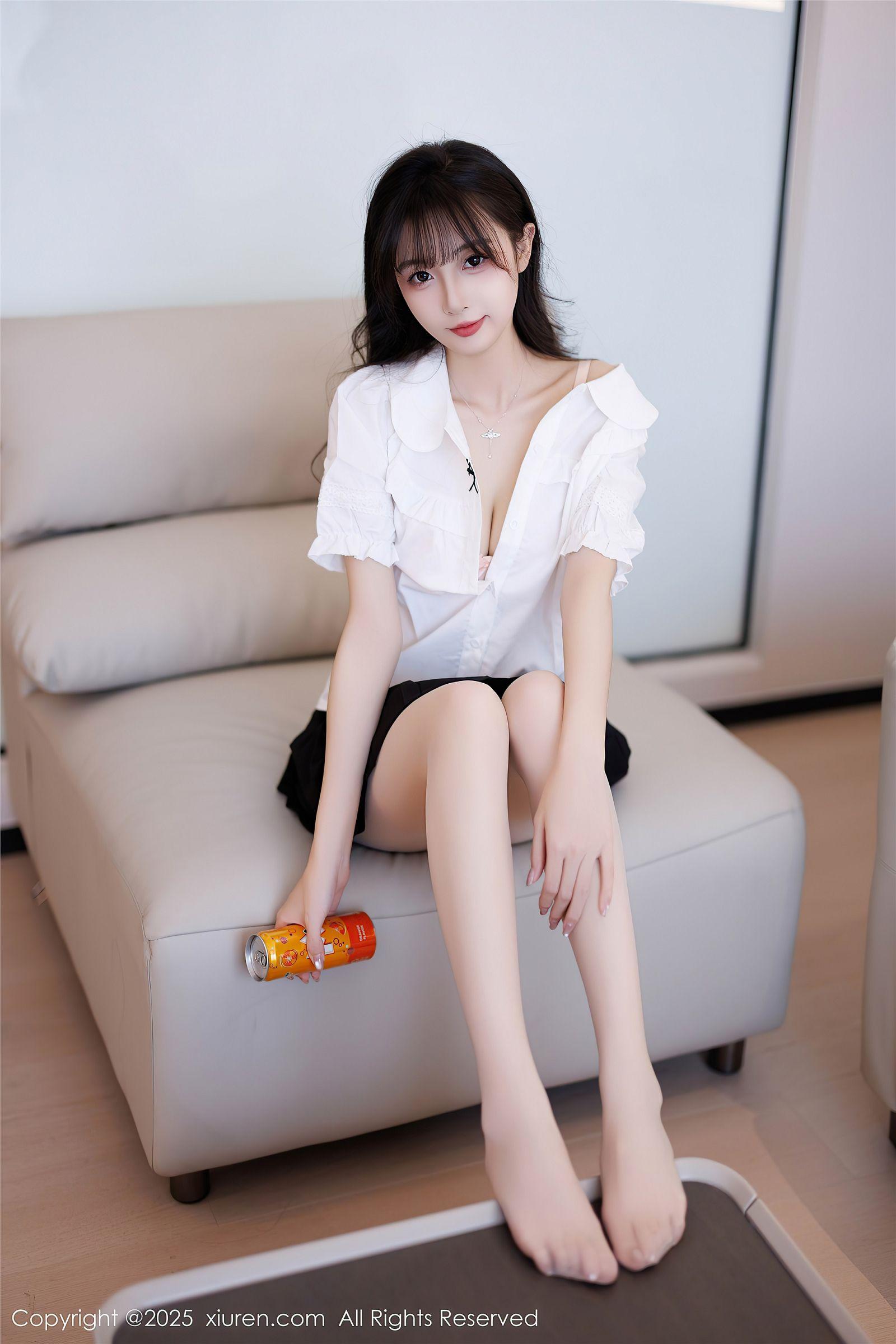[XIUREN秀人网] 2025.03.25 NO.10067 樱桃小阑子_p002