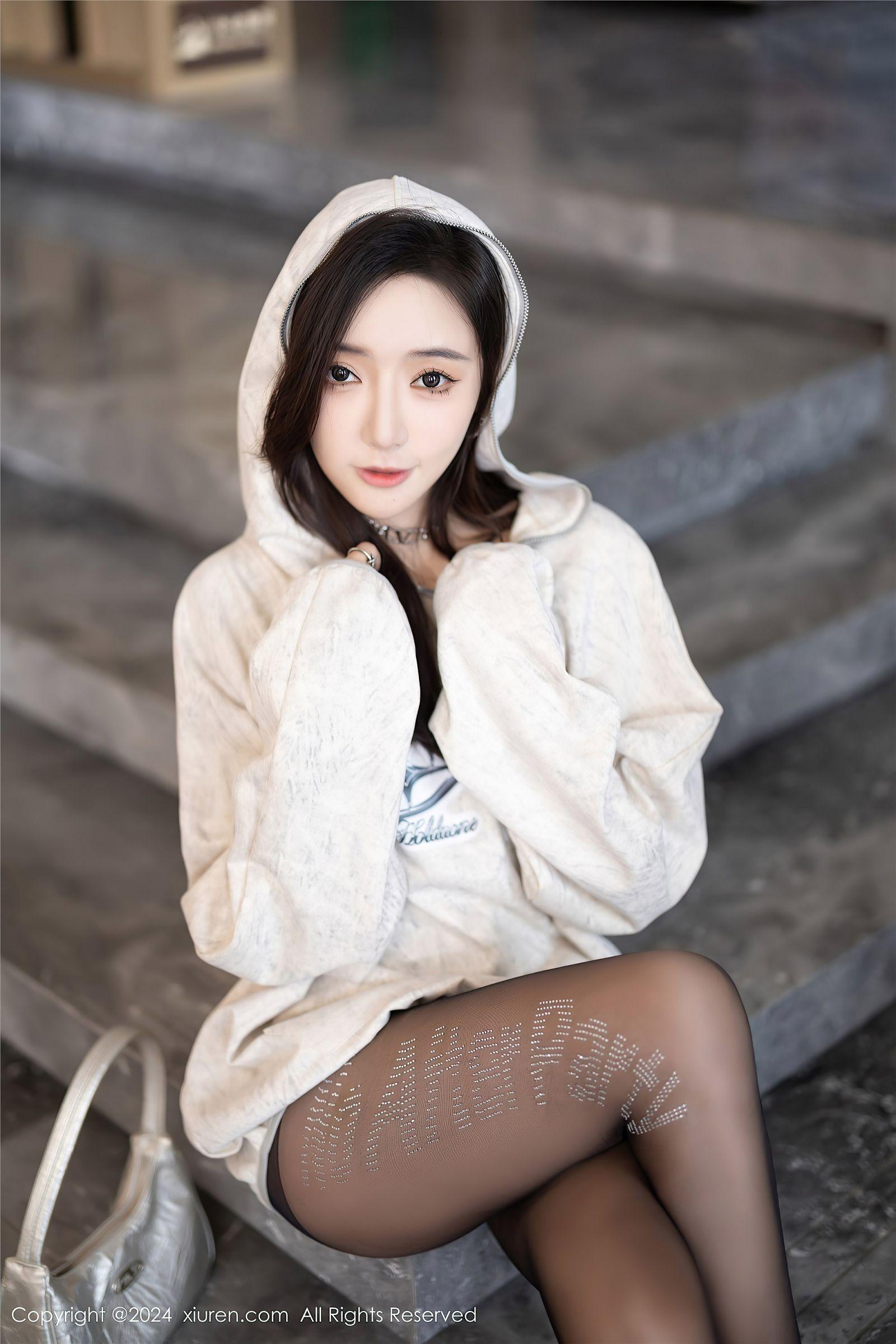 [XIUREN秀人网] 2024.02.23 NO.8135 王馨瑶yanni_p003