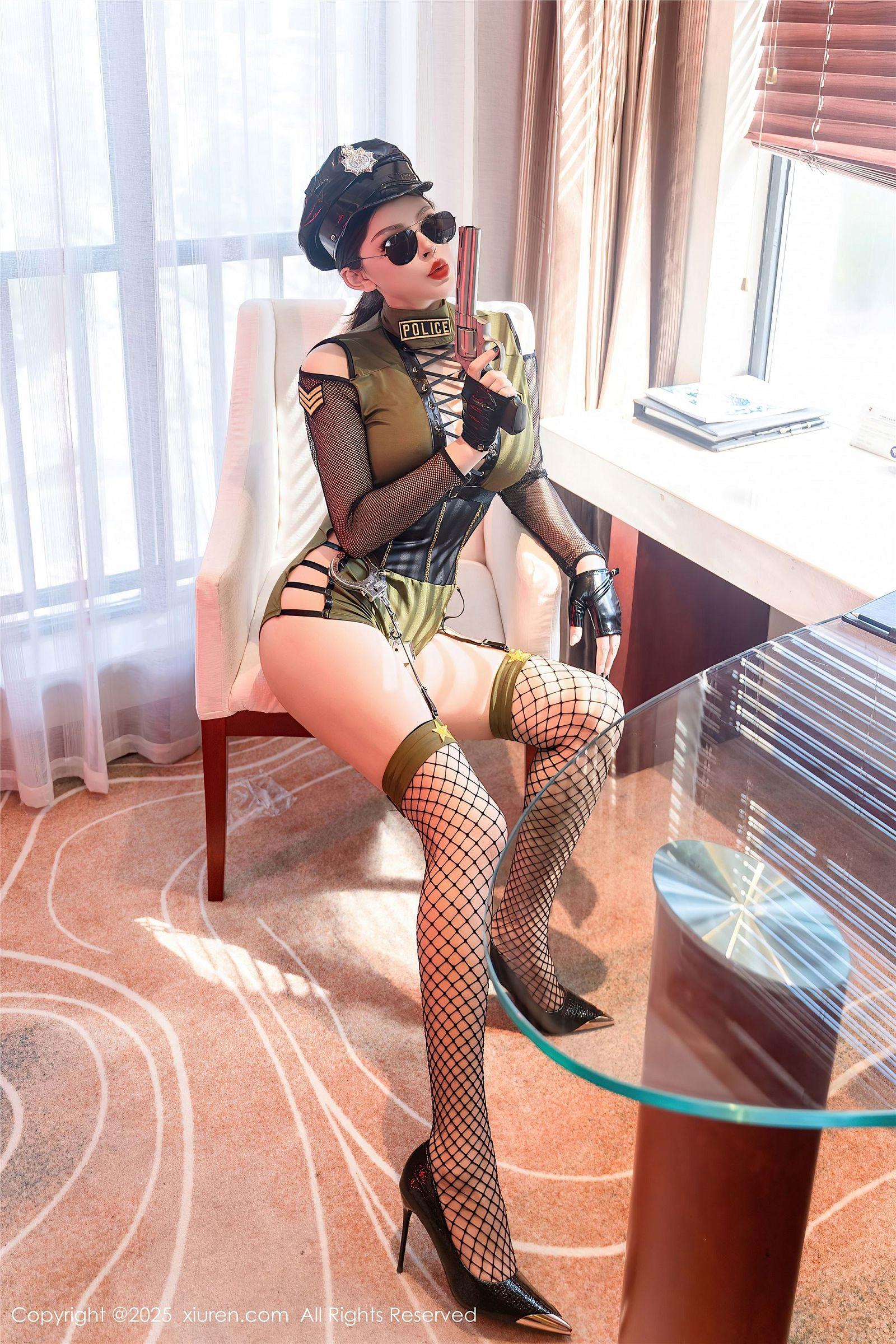 [XIUREN秀人网] 2025.03.25 NO.10064 伊丽莎有点白_p064