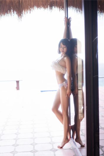 [秀人XIUREN] 2017.09.13 NO.814 兜豆靓Youlina_p001