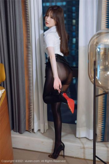 [XIUREN秀人网] 2021.12.28 NO.4395 美桃酱_p005