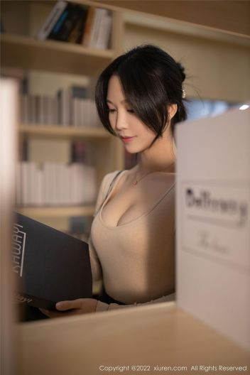 [XIUREN秀人网] 2022.01.27 NO.4523 利世_p040