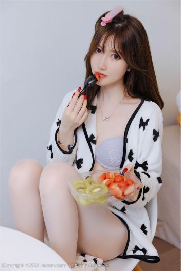 [XIUREN秀人网] 2021.12.21 NO.4365 美桃酱_p068
