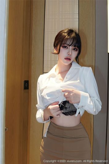 [XIUREN秀人网] 2023.01.10 No.6111 桃桃子_p006