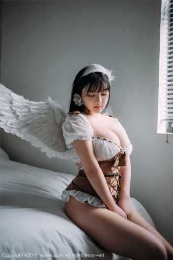 [XIUREN秀人网] 2019.12.04 NO.1824 小尤奈_p001