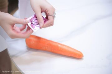 [XIUREN秀人网] 2024.02.07 NO.8083 Carol周妍希_p036