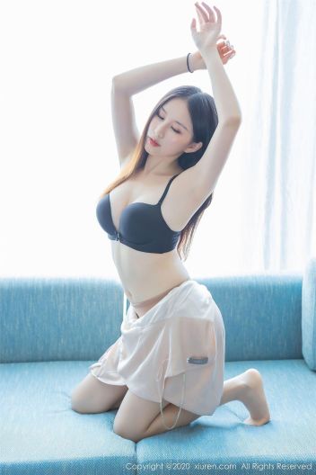 [XIUREN秀人网] 2020.08.31 NO.2505 月音瞳_p057