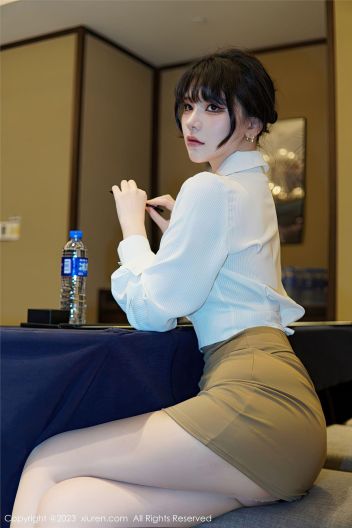 [XIUREN秀人网] 2023.01.10 No.6111 桃桃子_p067