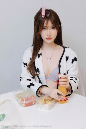 [XIUREN秀人网] 2021.12.21 NO.4365 美桃酱_p050