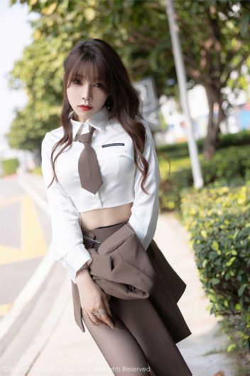[XIUREN秀人网] 2021.12.03 NO.4299 芝芝Booty_p052