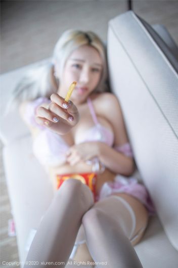 [XIUREN秀人网] 2020.08.20 NO.2467 淼淼小姐姐呀_p027