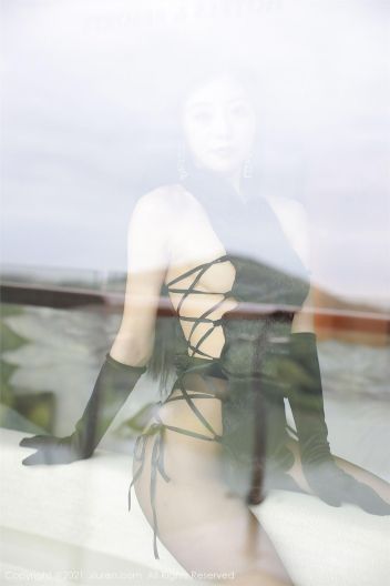 [XIUREN秀人网] 2021.10.27 NO.4125 佘贝拉Bella_p035