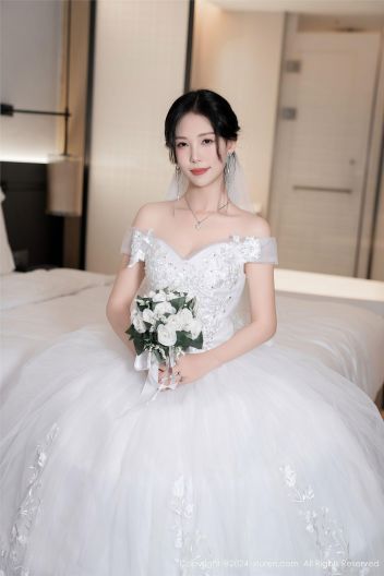 [XIUREN秀人网] 2024.08.09 NO.8998 利世_p036