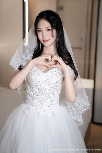 [XIUREN秀人网] 2024.08.09 NO.8998 利世_p032