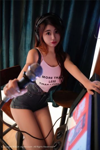 [XIUREN秀人网] 2024.05.09 NO.8506 美七Mia_p035
