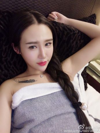 [AISS爱丝钻石] 明星模特欣楊KITTY 爆乳写真_p051